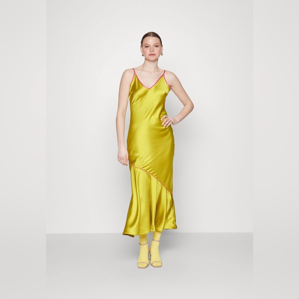 Never Fully Dressed Lime Slip Dress - Medium NWT